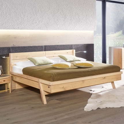 Voglauer Bett Vvaganto Kopfhaupt gerade